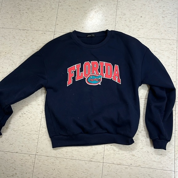 Sweater - Picture 1 of 1